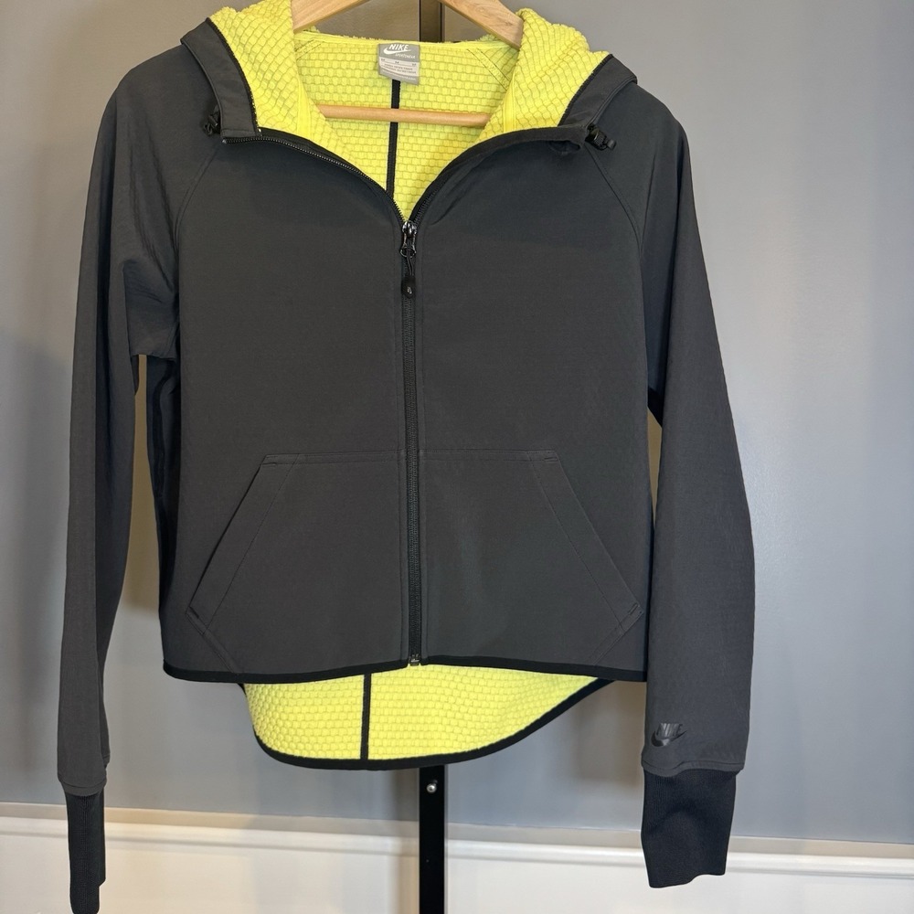Nike Sphere Drop Jacket Women's Medium‎ Soft Shell Zip Up Hoodie